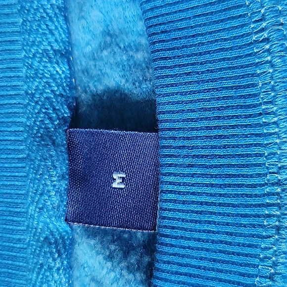 Old Navy "We rise by lifting each other" Sweatshirt EUC size M - Picture 7 of 8